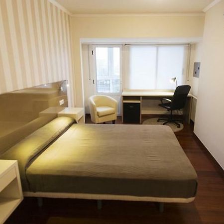 Residencia Compostela Bed & Breakfast Santiago de Compostela Ngoại thất bức ảnh