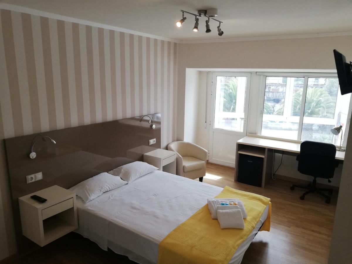 Residencia Compostela Bed & Breakfast Santiago de Compostela Ngoại thất bức ảnh