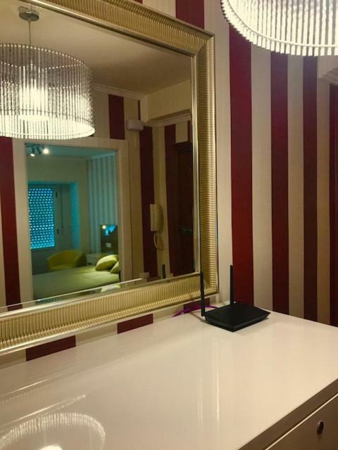 Residencia Compostela Bed & Breakfast Santiago de Compostela Ngoại thất bức ảnh